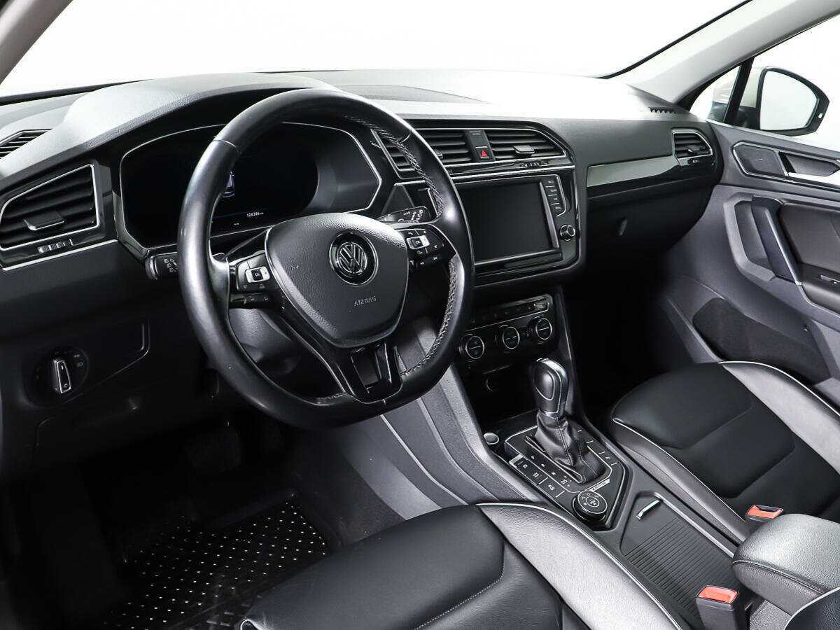 Volkswagen Tiguan с пробегом — 2017 год. Фото: #14