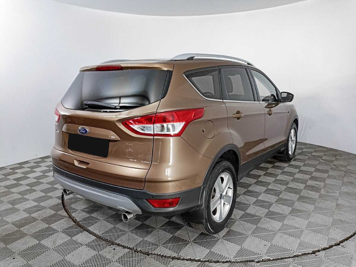 Ford Kuga с пробегом — 2013 год. Фото: #3