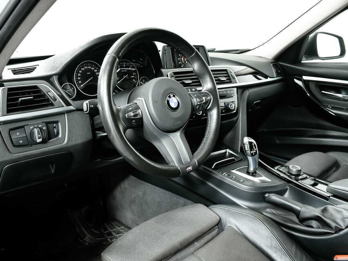 BMW 3 серии с пробегом — 2016 год. Фото: #12
