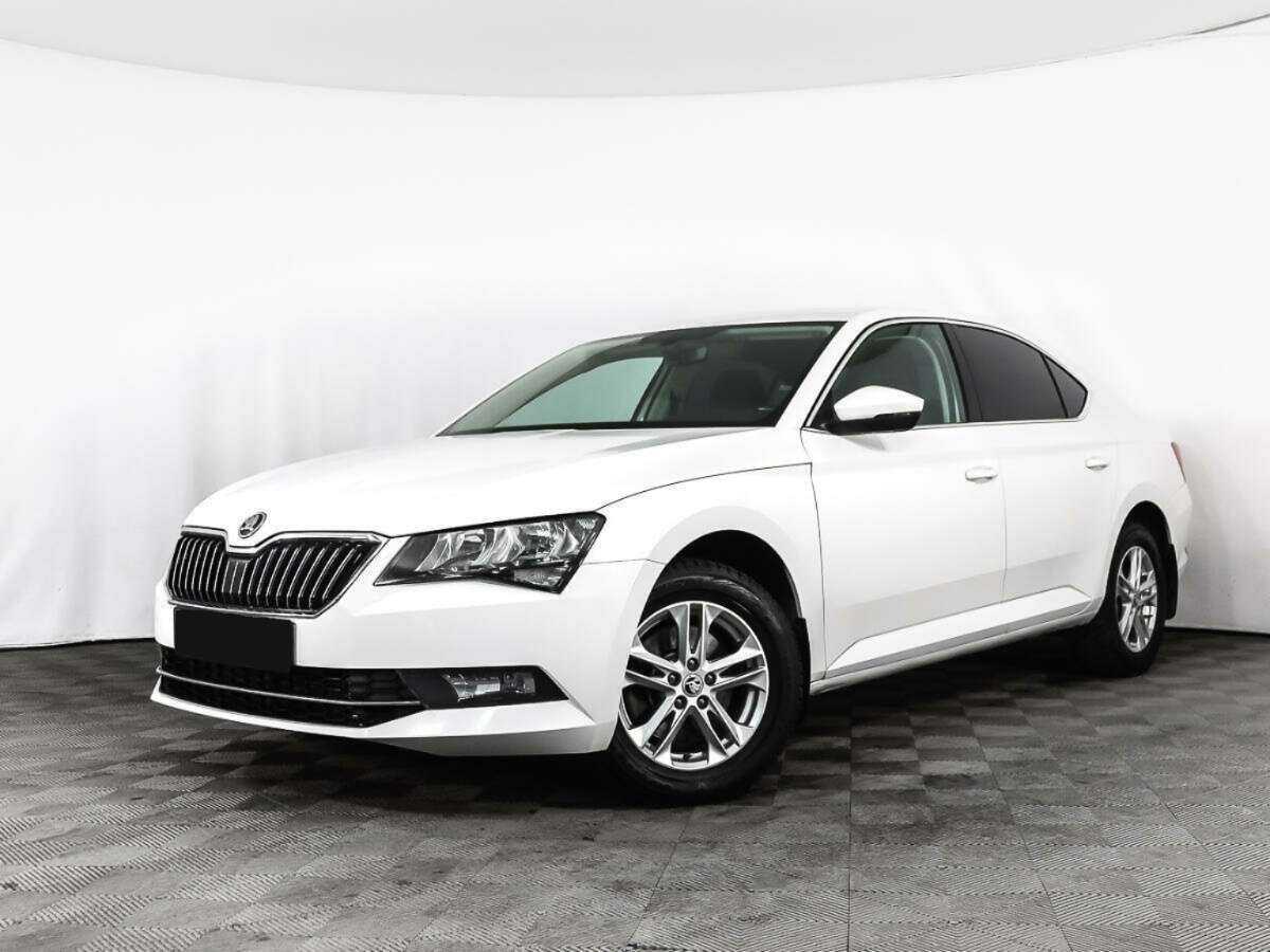 Skoda Superb с пробегом — 2016 год. Посмотреть фото