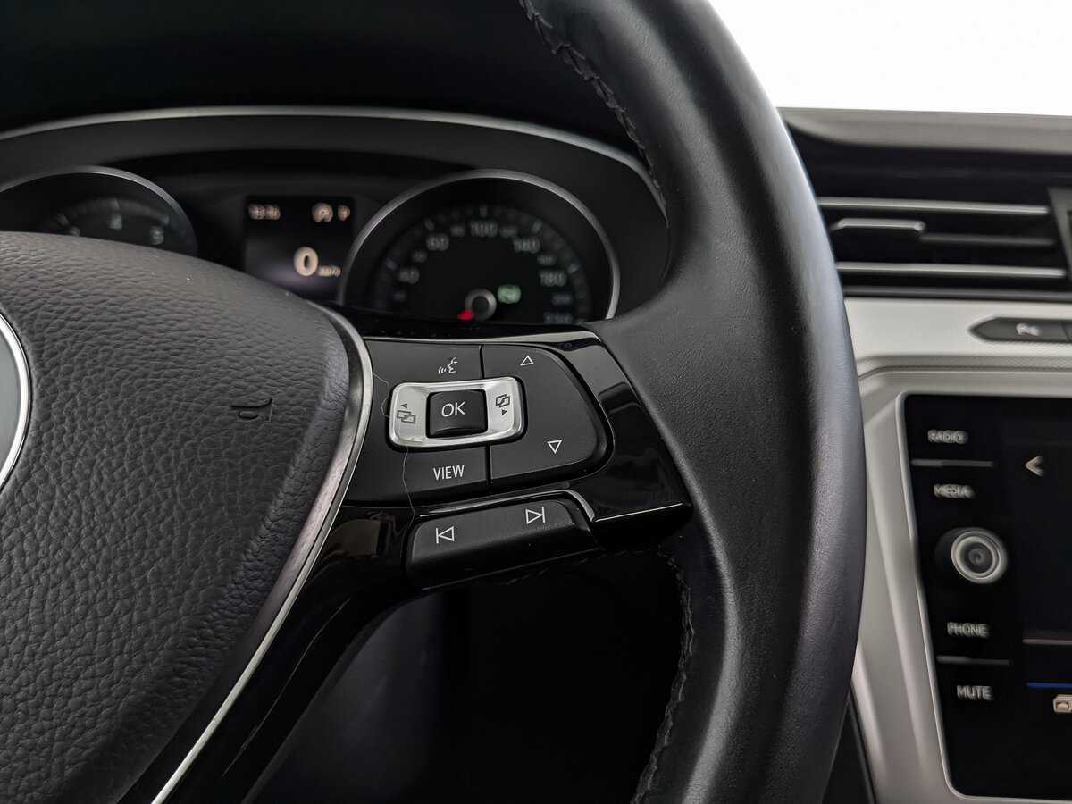 Volkswagen Passat с пробегом — 2019 год. Фото: #27
