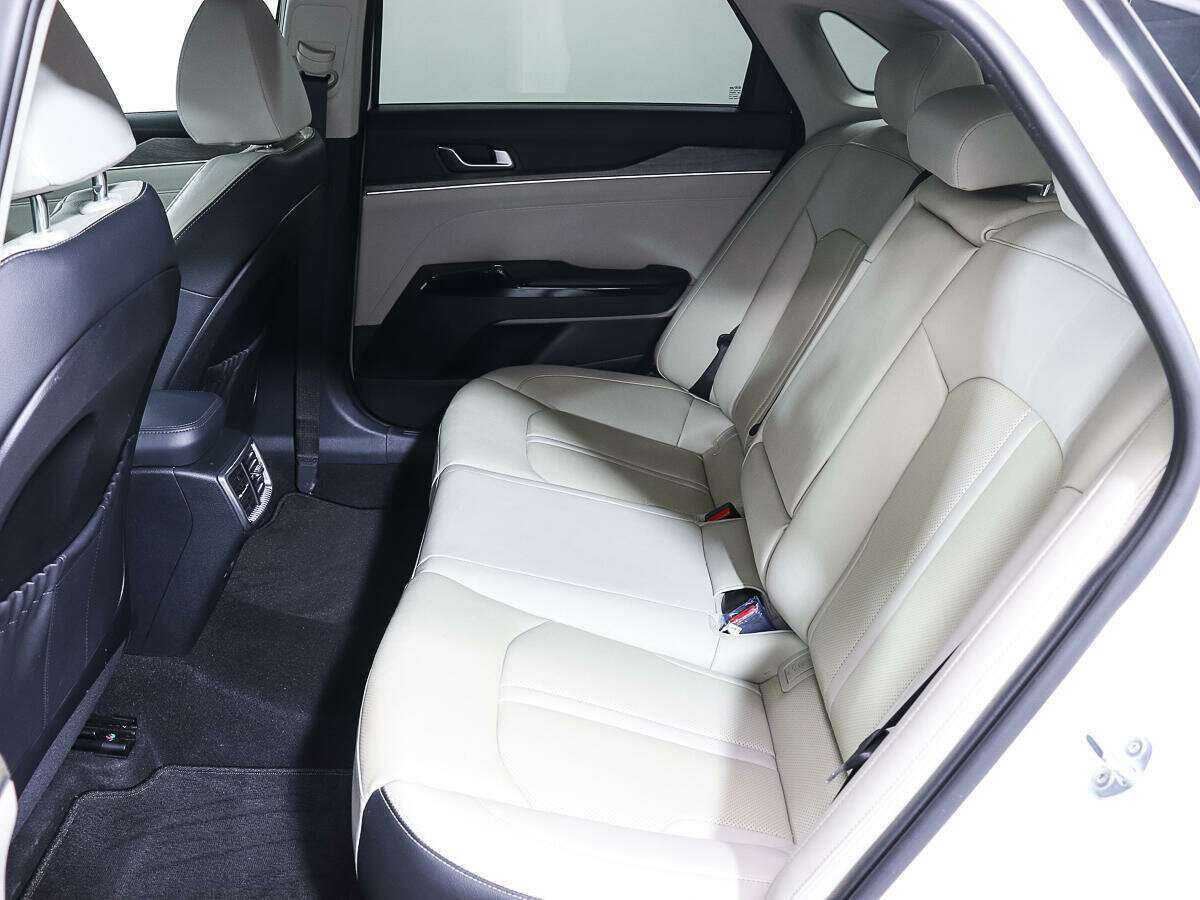 Kia K5 с пробегом — 2020 год. Фото: #8