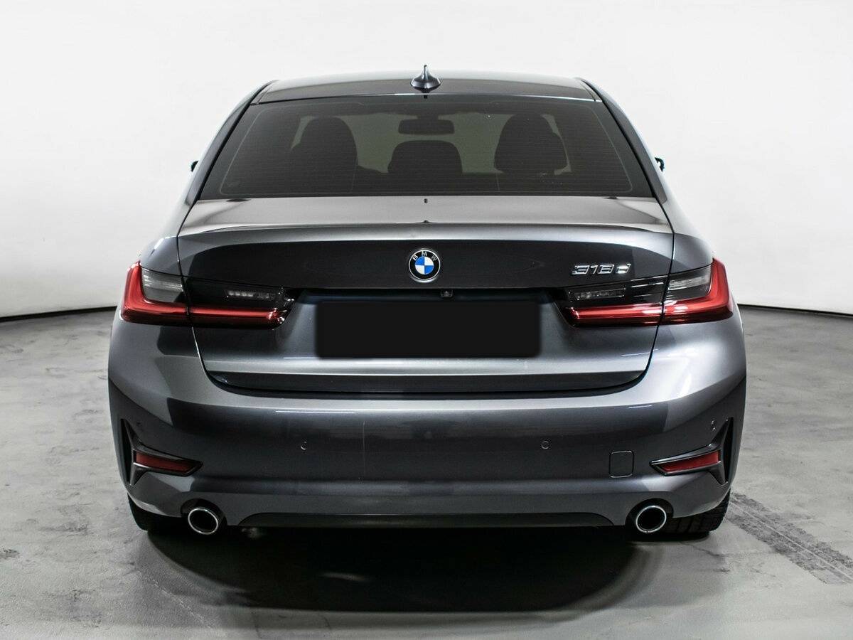 BMW 3 серии с пробегом — 2020 год. Фото: #5