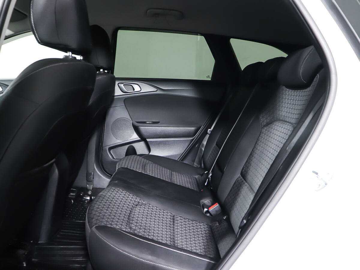 Kia Ceed с пробегом — 2021 год. Фото: #9