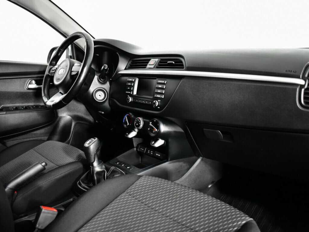 Kia Rio с пробегом — 2019 год. Фото: #8