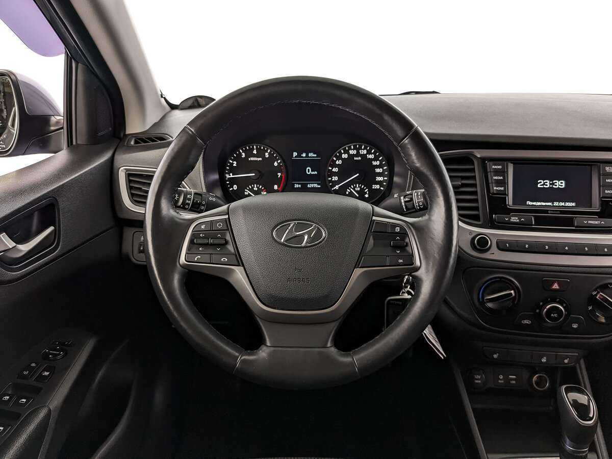 Hyundai Solaris с пробегом — 2018 год. Фото: #21