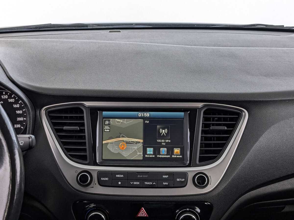 Hyundai Solaris с пробегом — 2018 год. Фото: #12