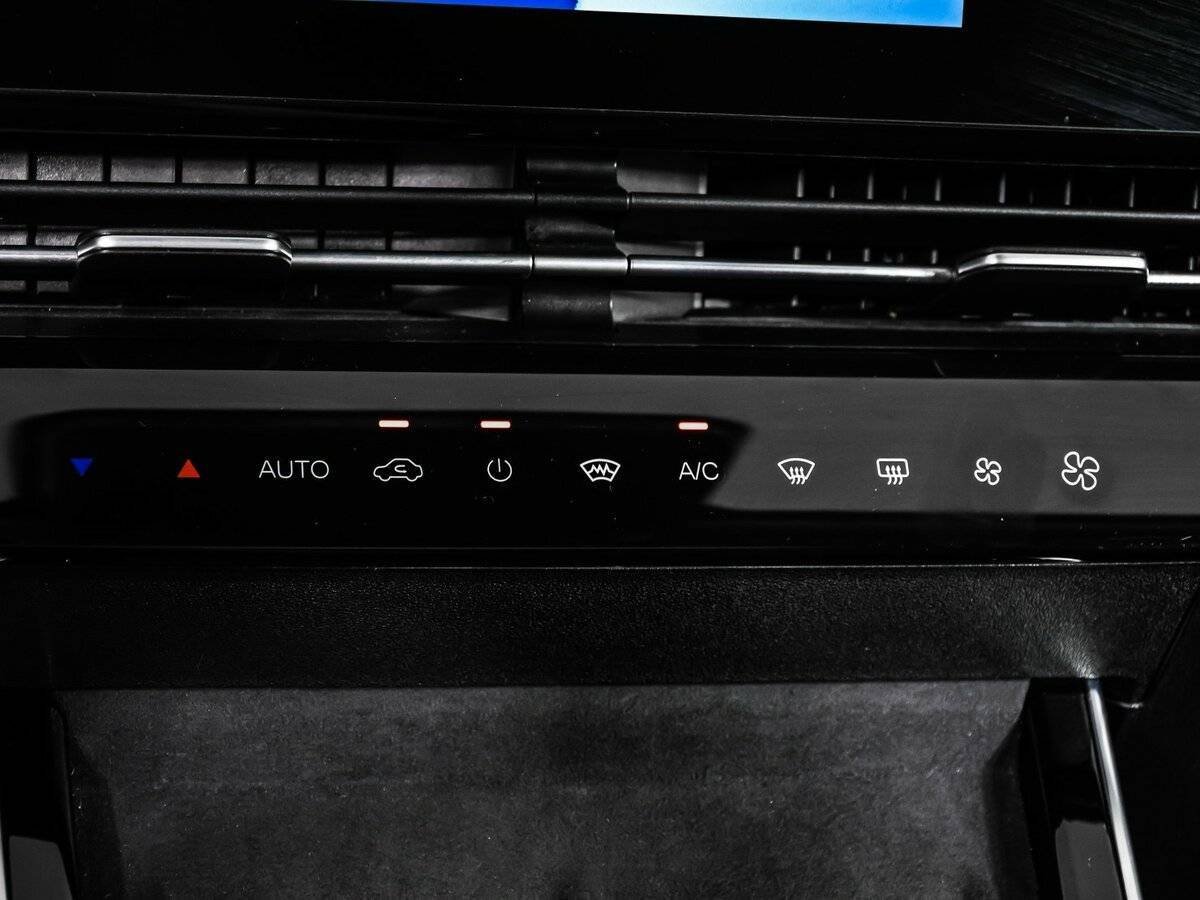 OMODA C5 с пробегом — 2023 год. Фото: #18