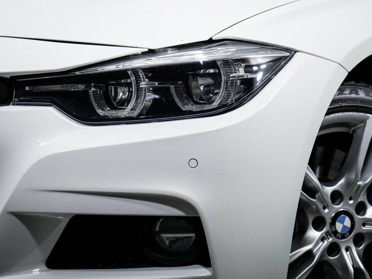 BMW 3 серии с пробегом — 2018 год. Фото: #14