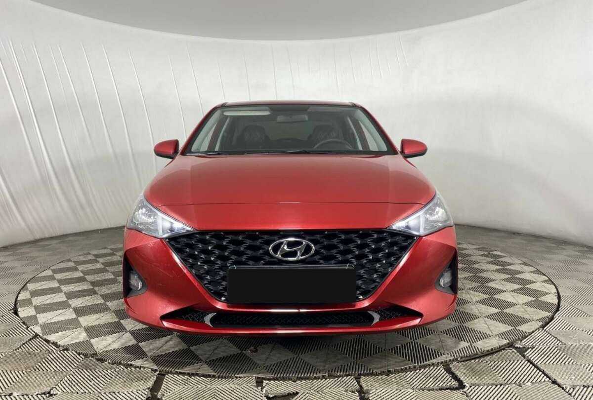 Hyundai Solaris с пробегом — 2021 год. Фото: #1