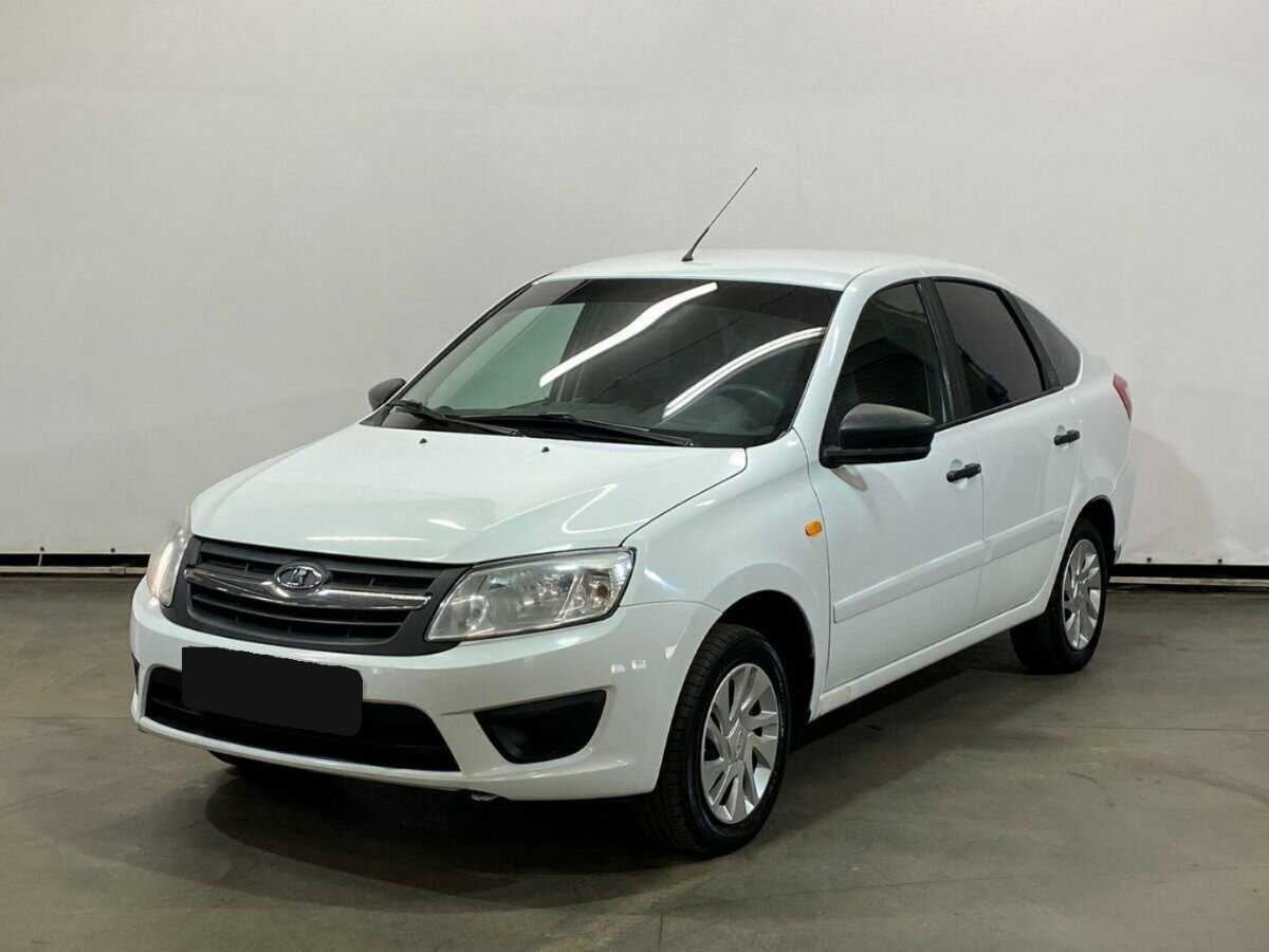 Lada (ВАЗ) Granta с пробегом — 2016 год. Посмотреть фото