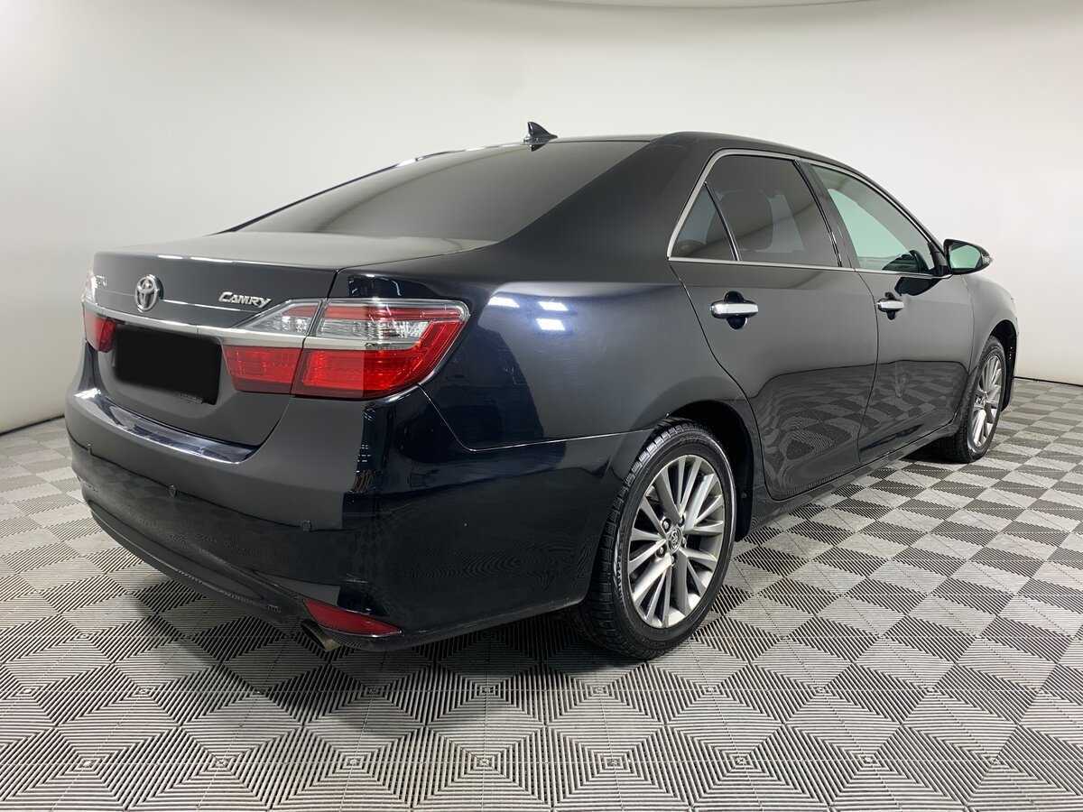 Toyota Camry с пробегом — 2016 год. Фото: #4