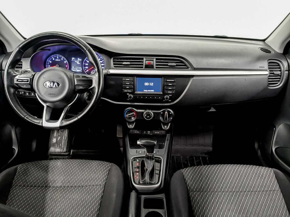 Kia Rio с пробегом — 2020 год. Фото: #13