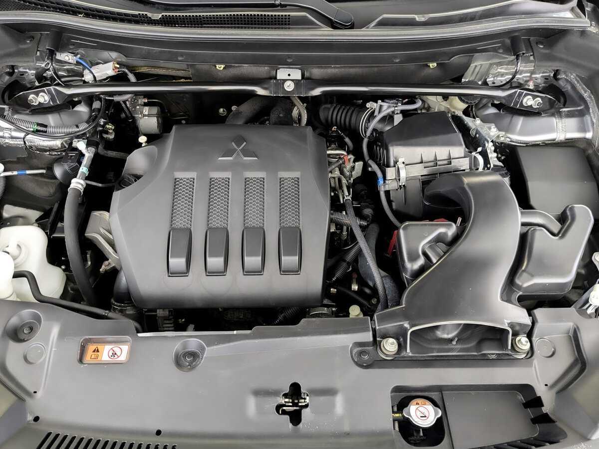 Mitsubishi Eclipse Cross с пробегом — 2019 год. Фото: #8