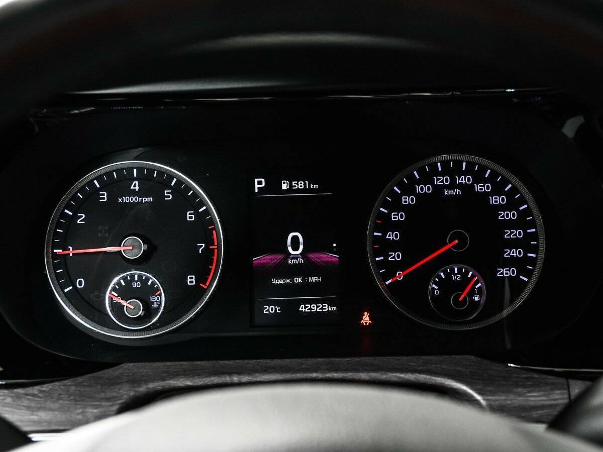 Kia K5 с пробегом — 2021 год. Фото: #9