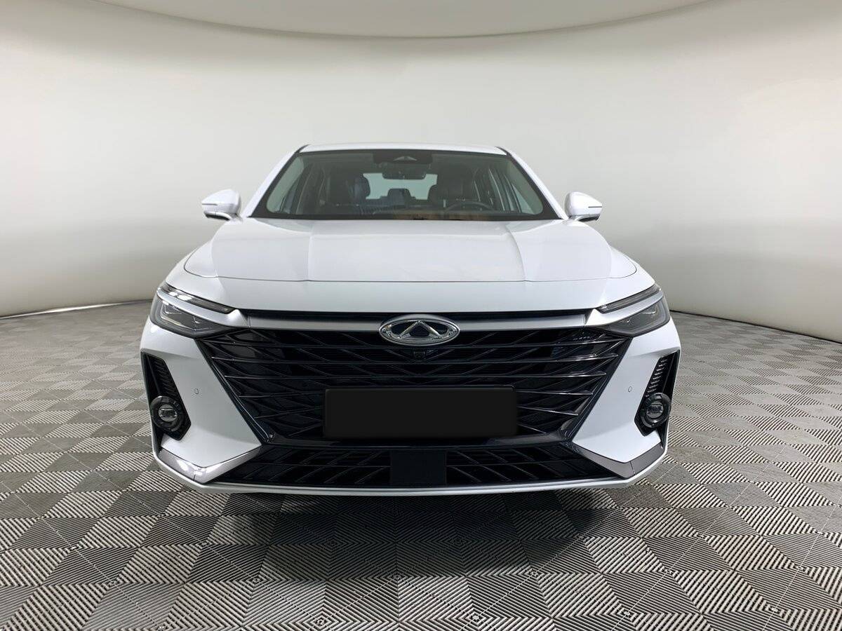 Chery Arrizo 8 с пробегом — 2023 год. Фото: #1