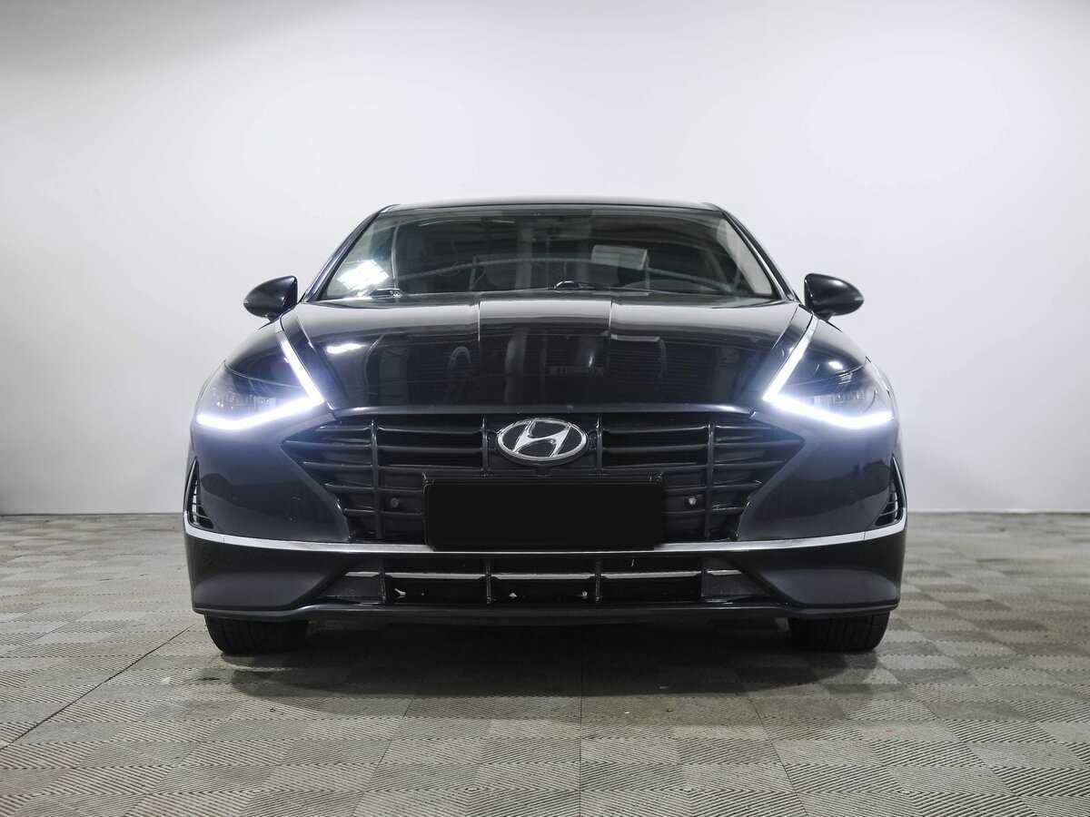 Hyundai Sonata с пробегом — 2020 год. Фото: #1