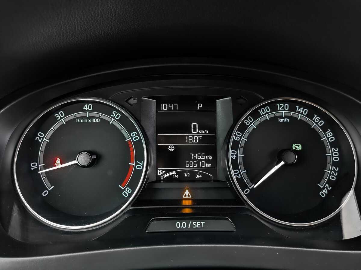 Skoda Rapid с пробегом — 2019 год. Фото: #11