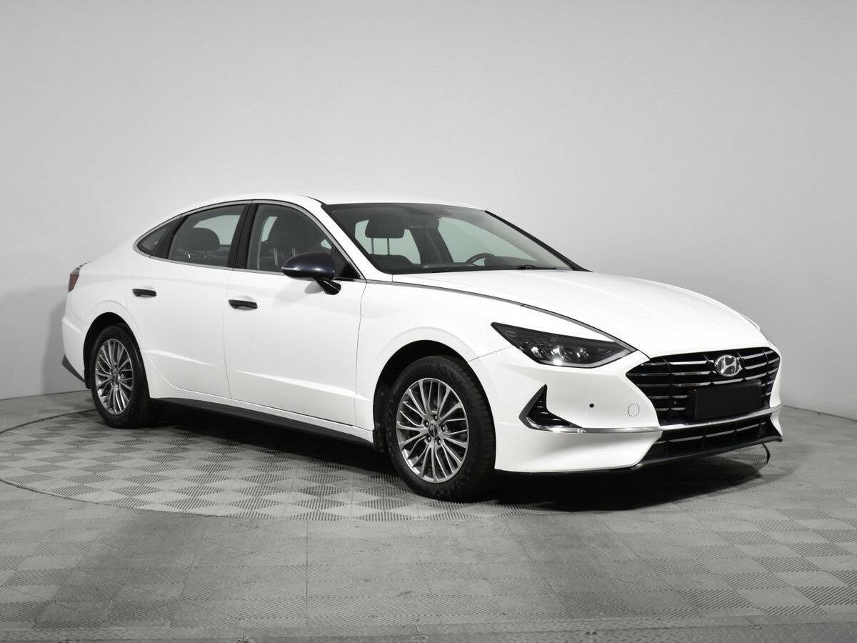 Hyundai Sonata с пробегом — 2020 год. Фото: #2