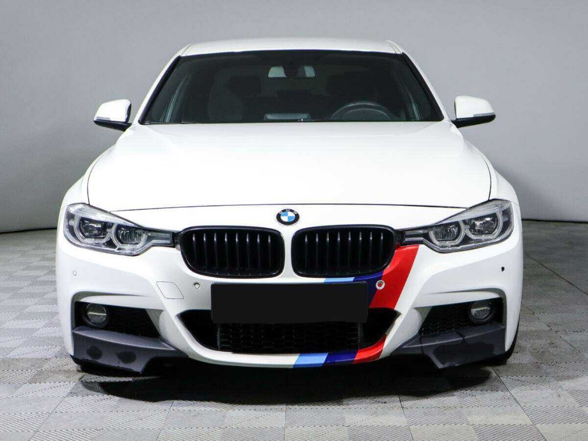 BMW 3 серии с пробегом — 2016 год. Фото: #1