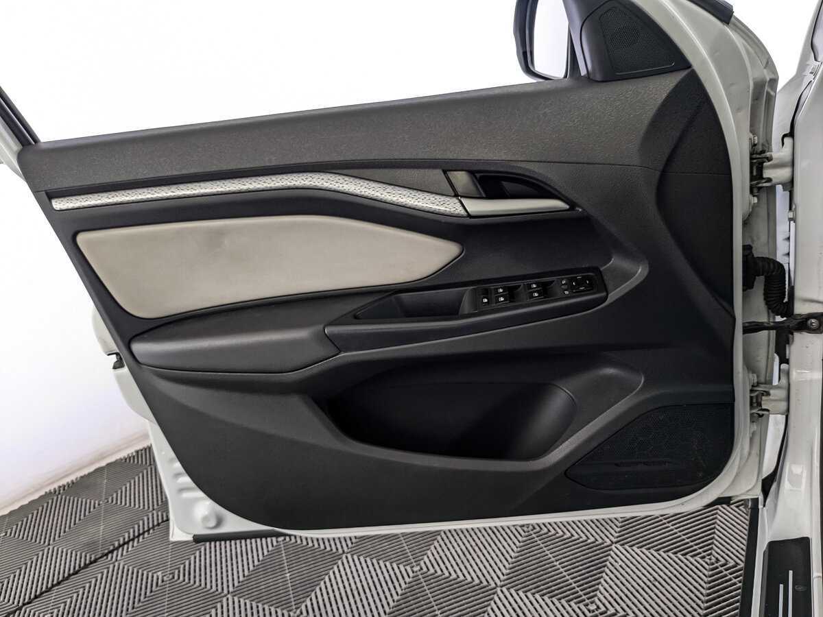 Lada (ВАЗ) Vesta с пробегом — 2021 год. Фото: #14