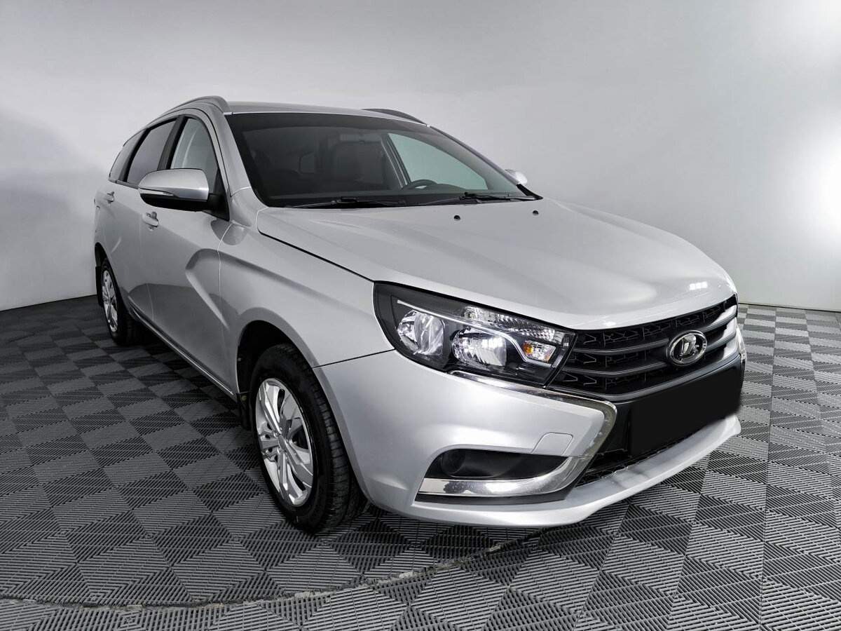 Lada (ВАЗ) Vesta с пробегом — 2021 год. Фото: #2