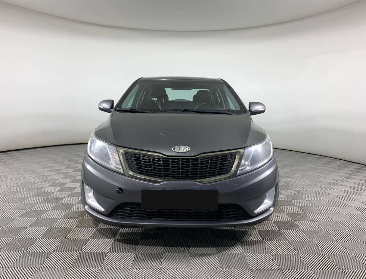 Kia Rio с пробегом — 2012 год. Фото: #1