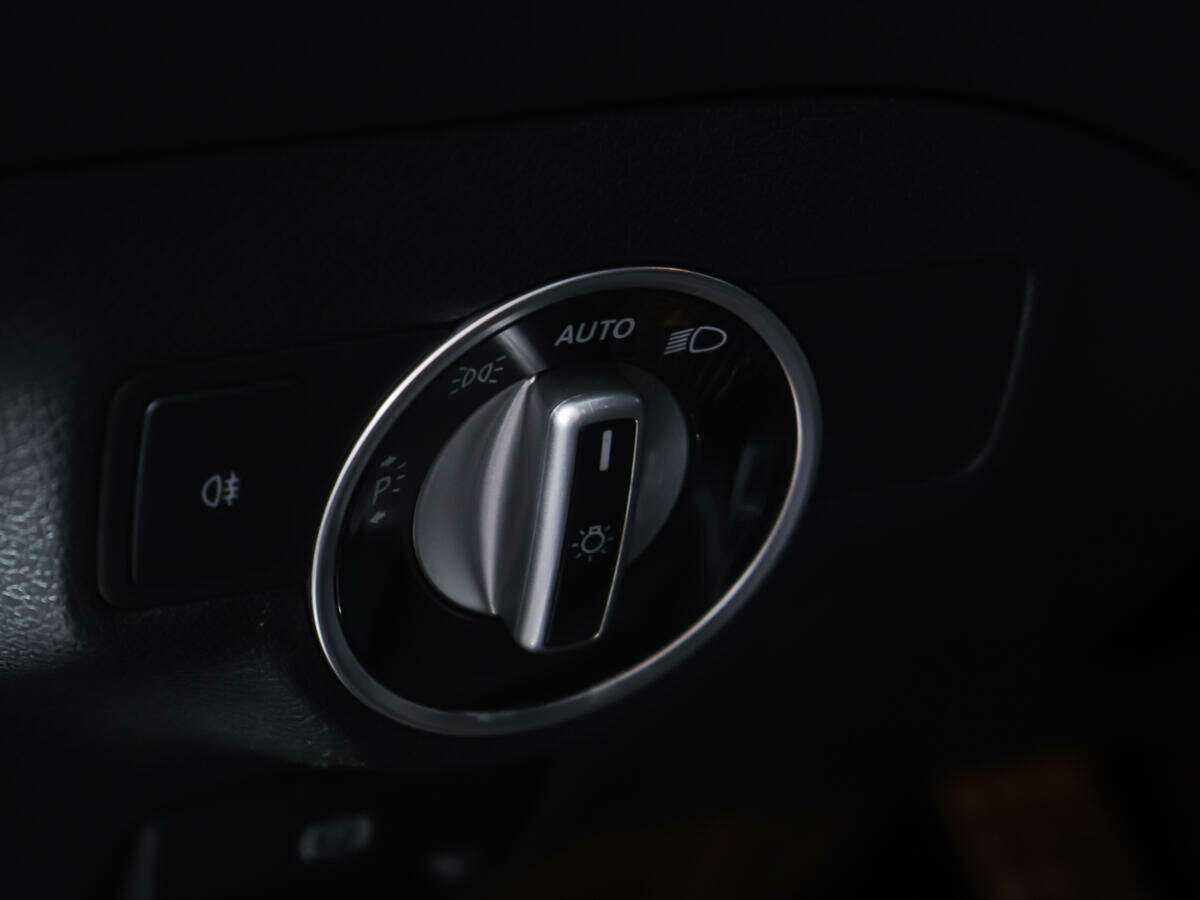 Mercedes-Benz GLA с пробегом — 2015 год. Фото: #14