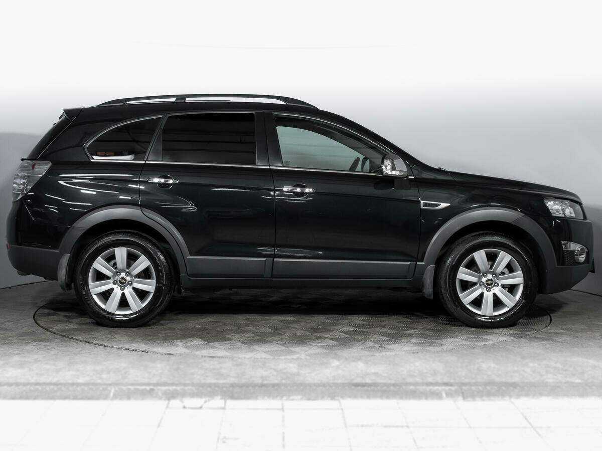 Chevrolet Captiva с пробегом — 2013 год. Фото: #3