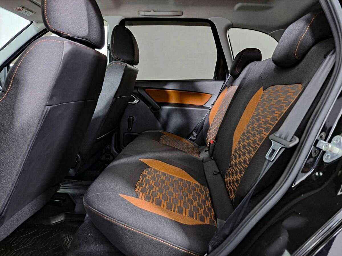 Lada (ВАЗ) Granta с пробегом — 2023 год. Фото: #7