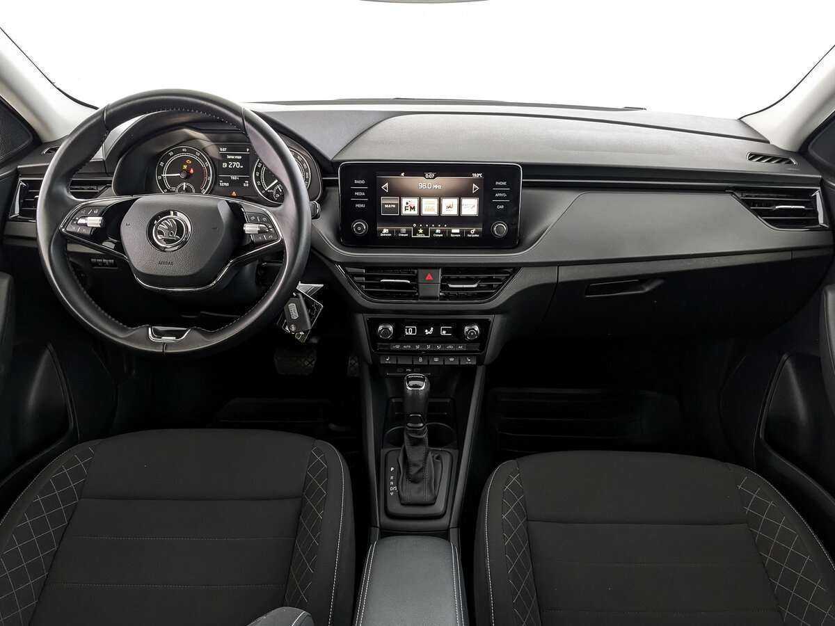 Skoda Rapid с пробегом — 2020 год. Фото: #12