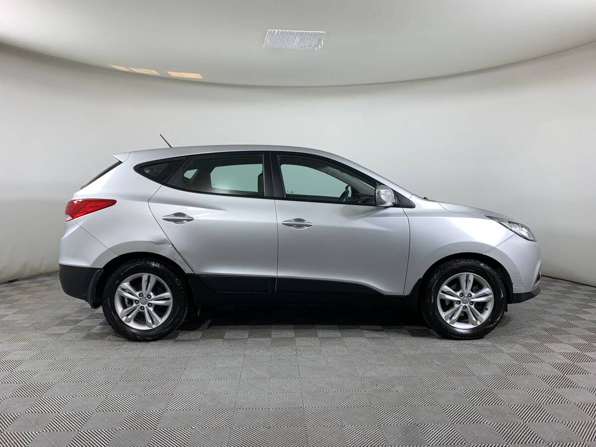 Hyundai ix35 с пробегом — 2012 год. Фото: #3
