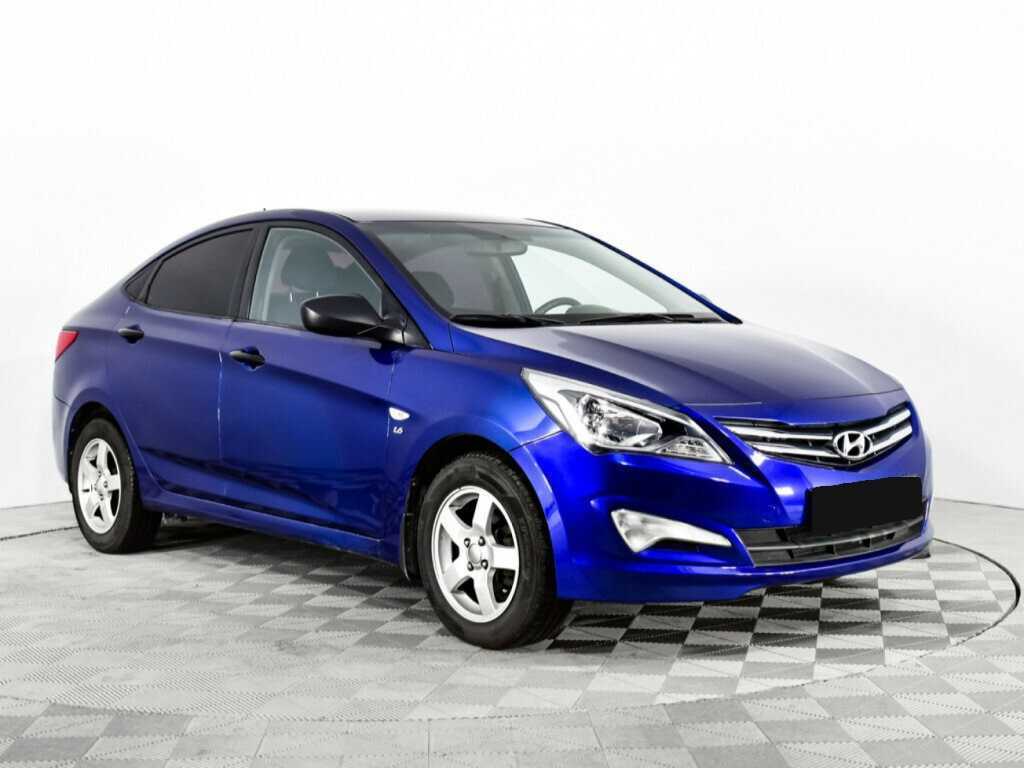 Hyundai Solaris с пробегом — 2015 год. Фото: #2