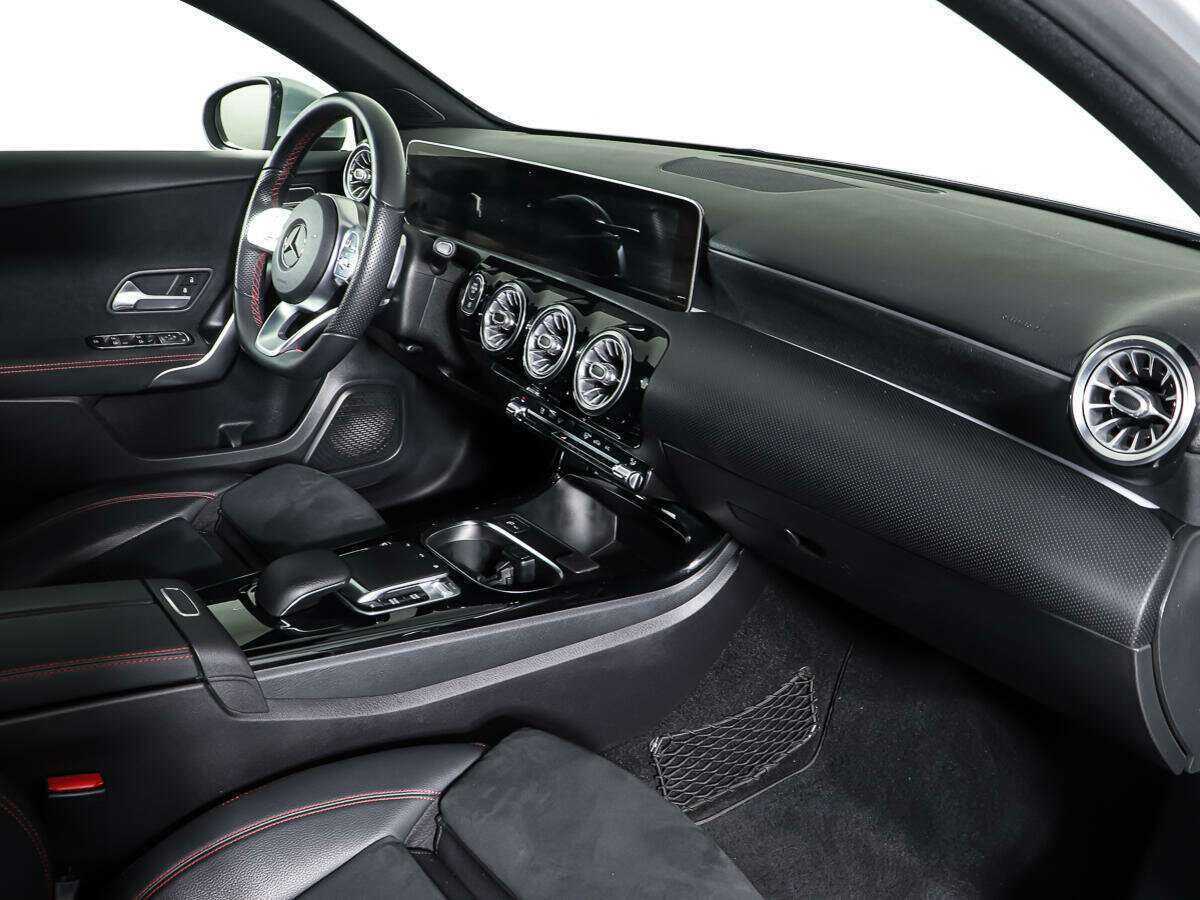 Mercedes-Benz A-Класс с пробегом — 2019 год. Фото: #7