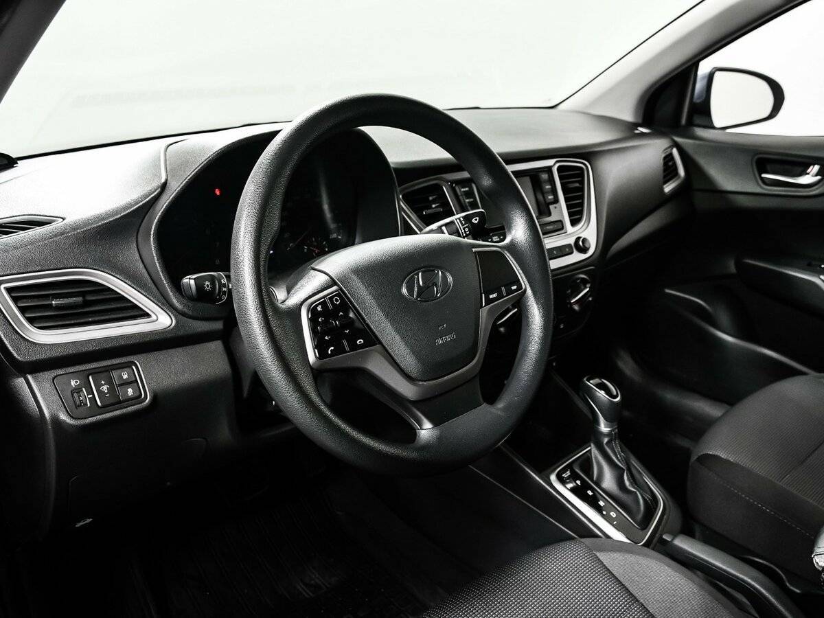Hyundai Solaris с пробегом — 2020 год. Фото: #12