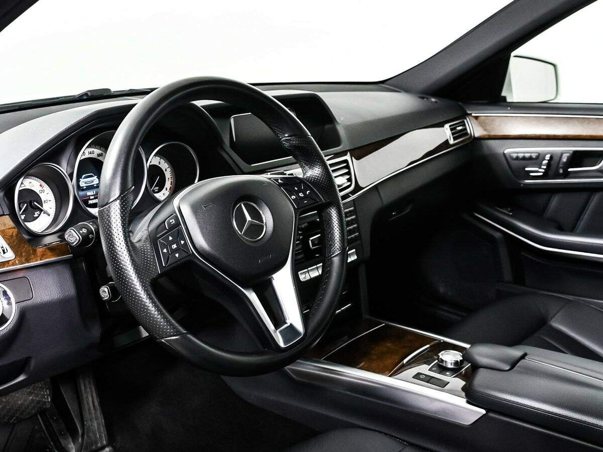 Mercedes-Benz E-Класс с пробегом — 2014 год. Фото: #11