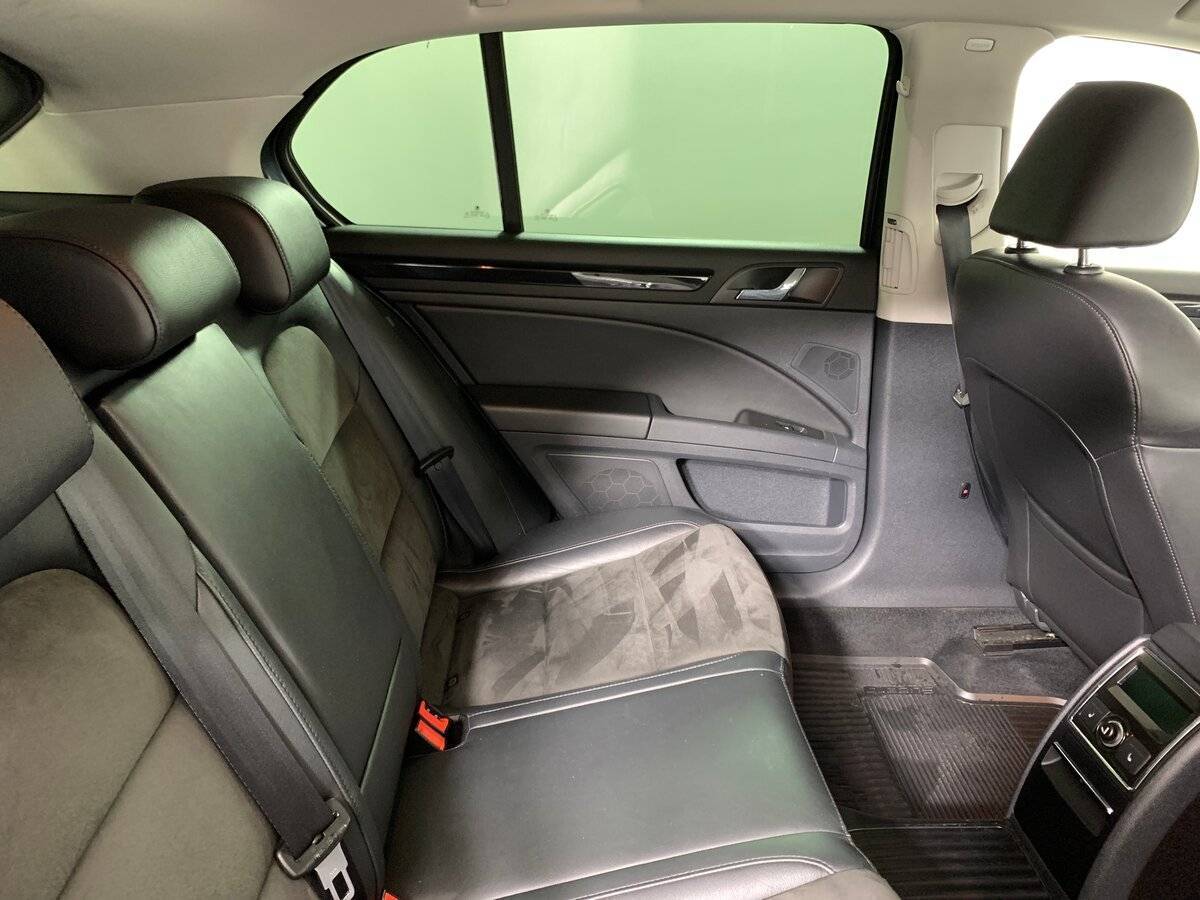 Skoda Superb с пробегом — 2014 год. Фото: #16