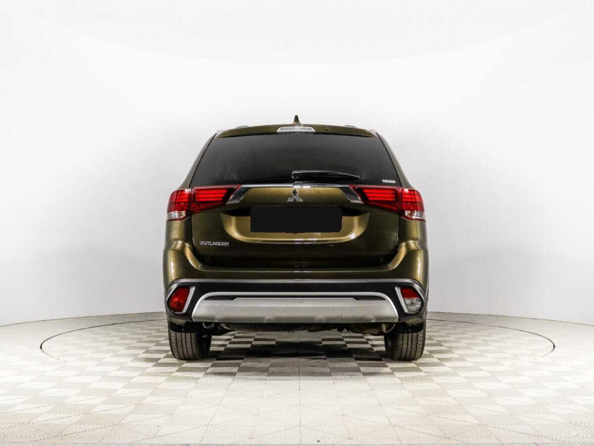 Mitsubishi Outlander с пробегом — 2020 год. Фото: #5