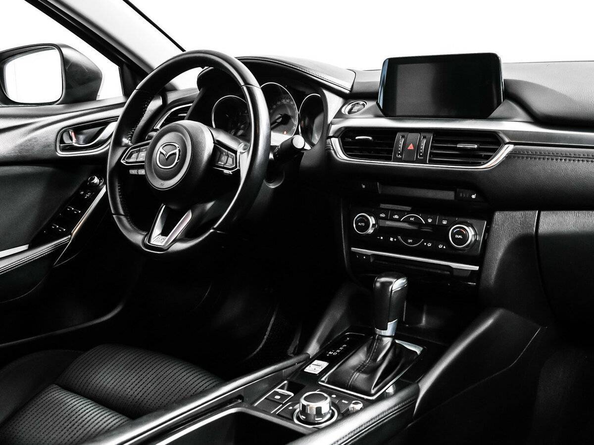 Mazda 6 с пробегом — 2018 год. Фото: #8