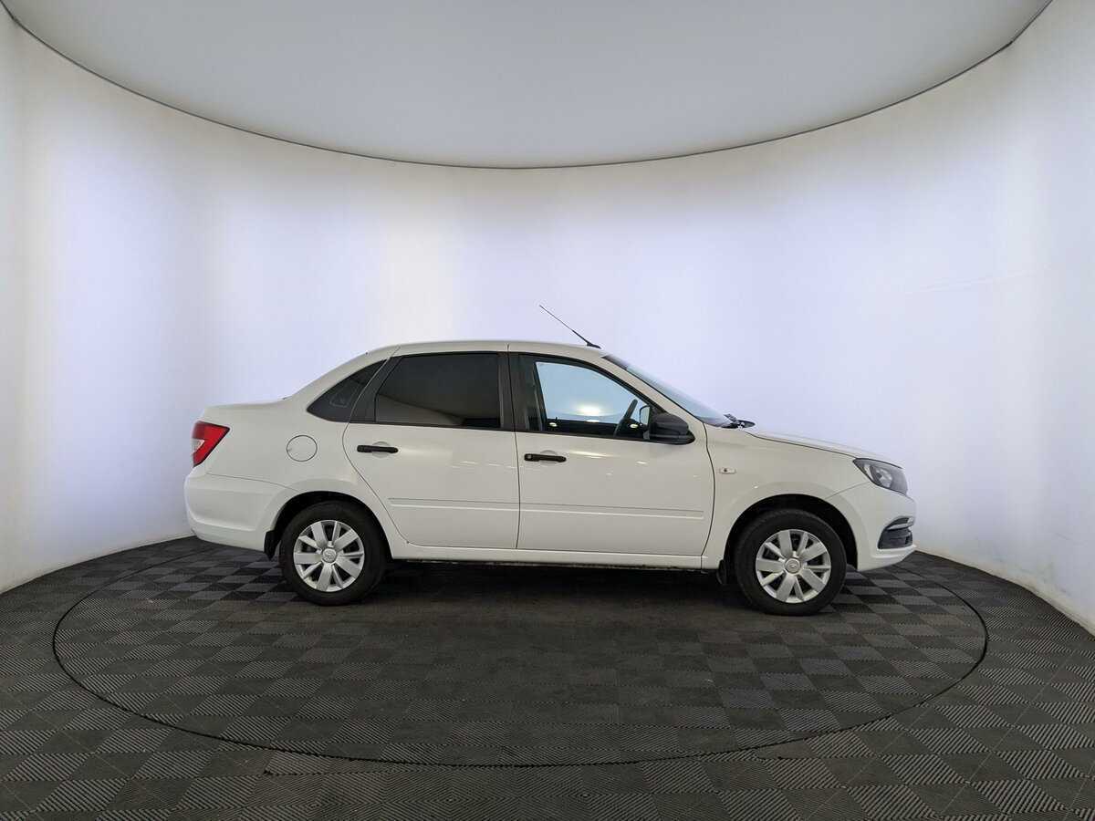 Lada (ВАЗ) Granta с пробегом — 2021 год. Фото: #3