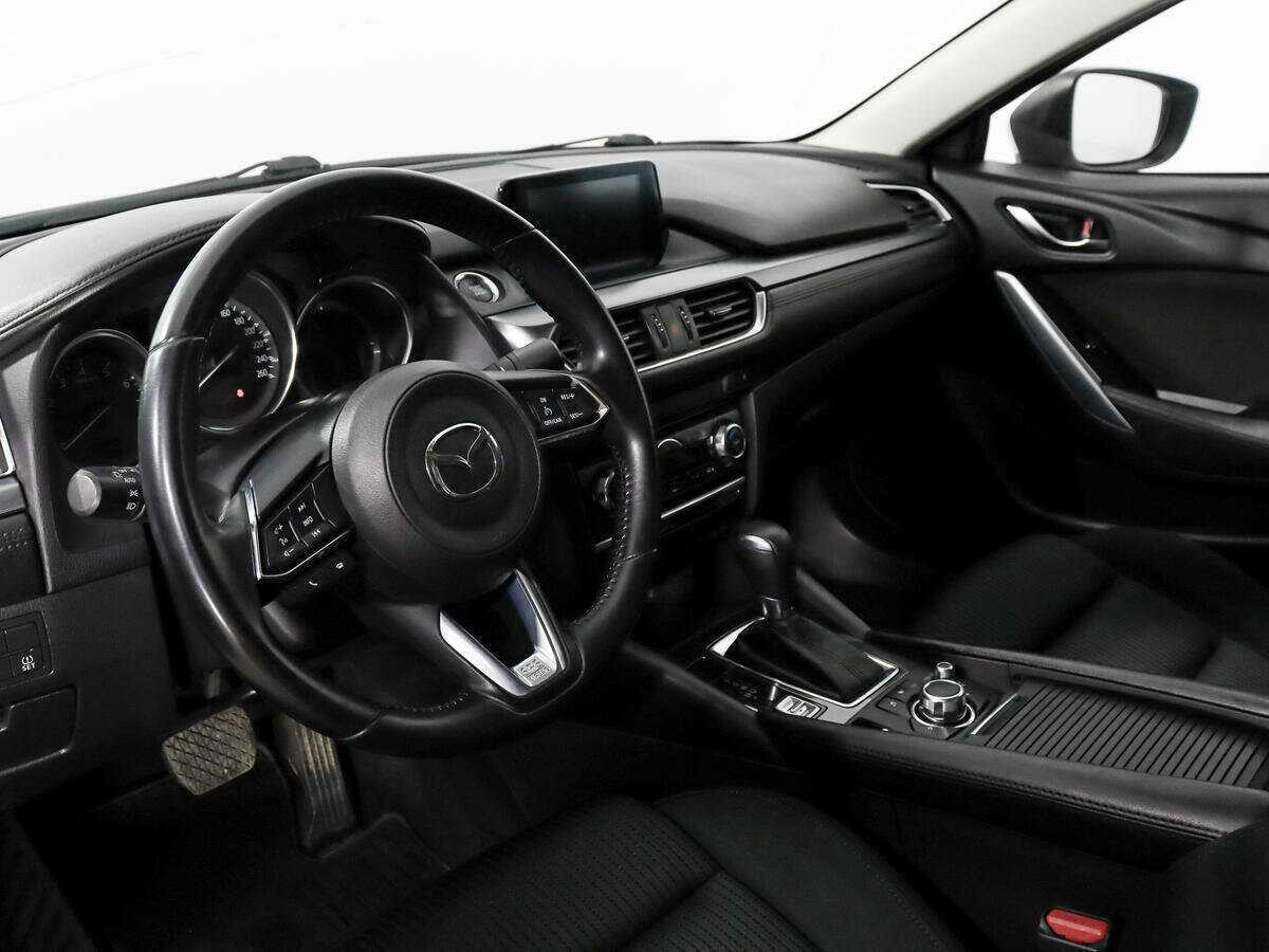 Mazda 6 с пробегом — 2016 год. Фото: #8