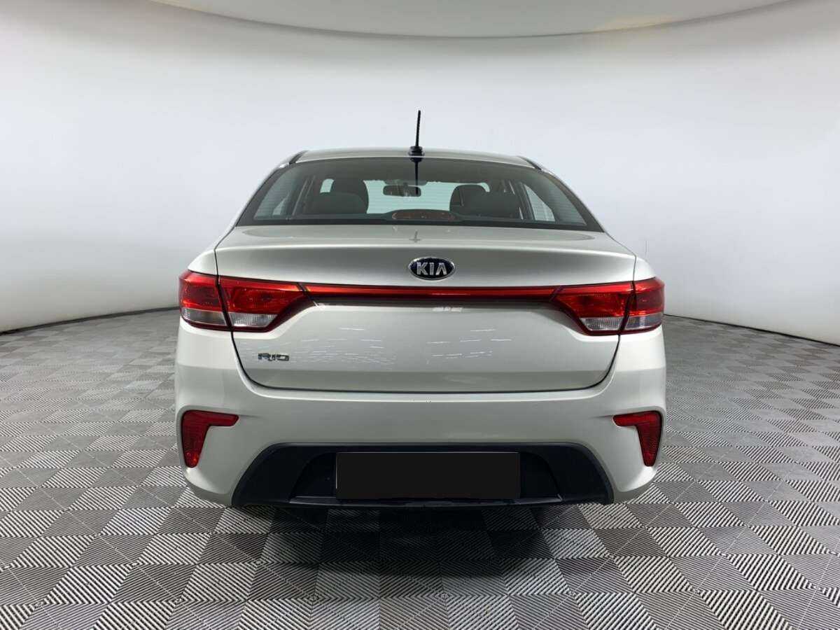 Kia Rio с пробегом — 2019 год. Фото: #5