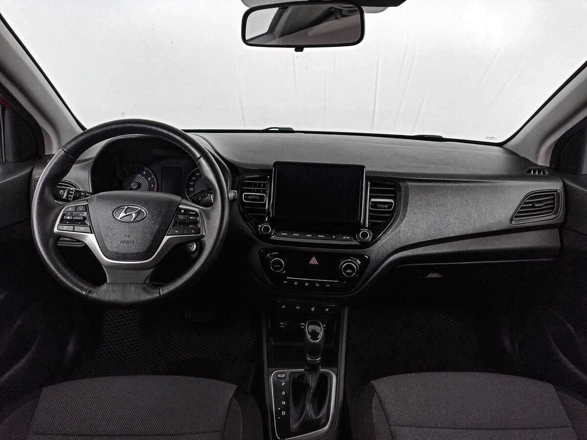 Hyundai Solaris с пробегом — 2021 год. Фото: #10