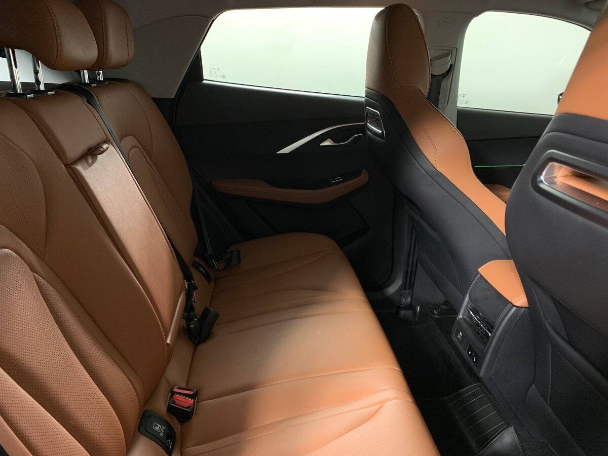 OMODA C5 с пробегом — 2023 год. Фото: #16