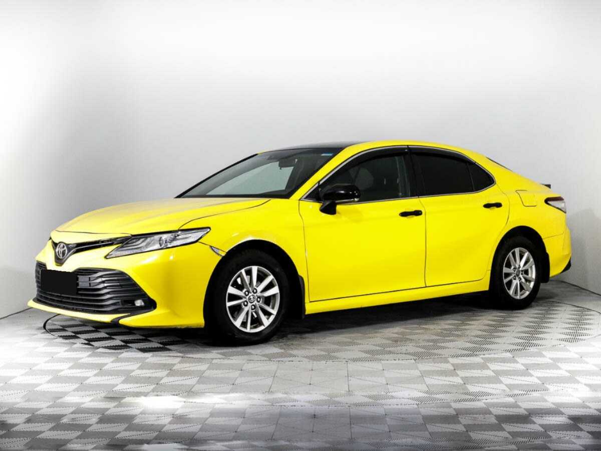 Toyota Camry с пробегом — 2021 год. Фото: #0