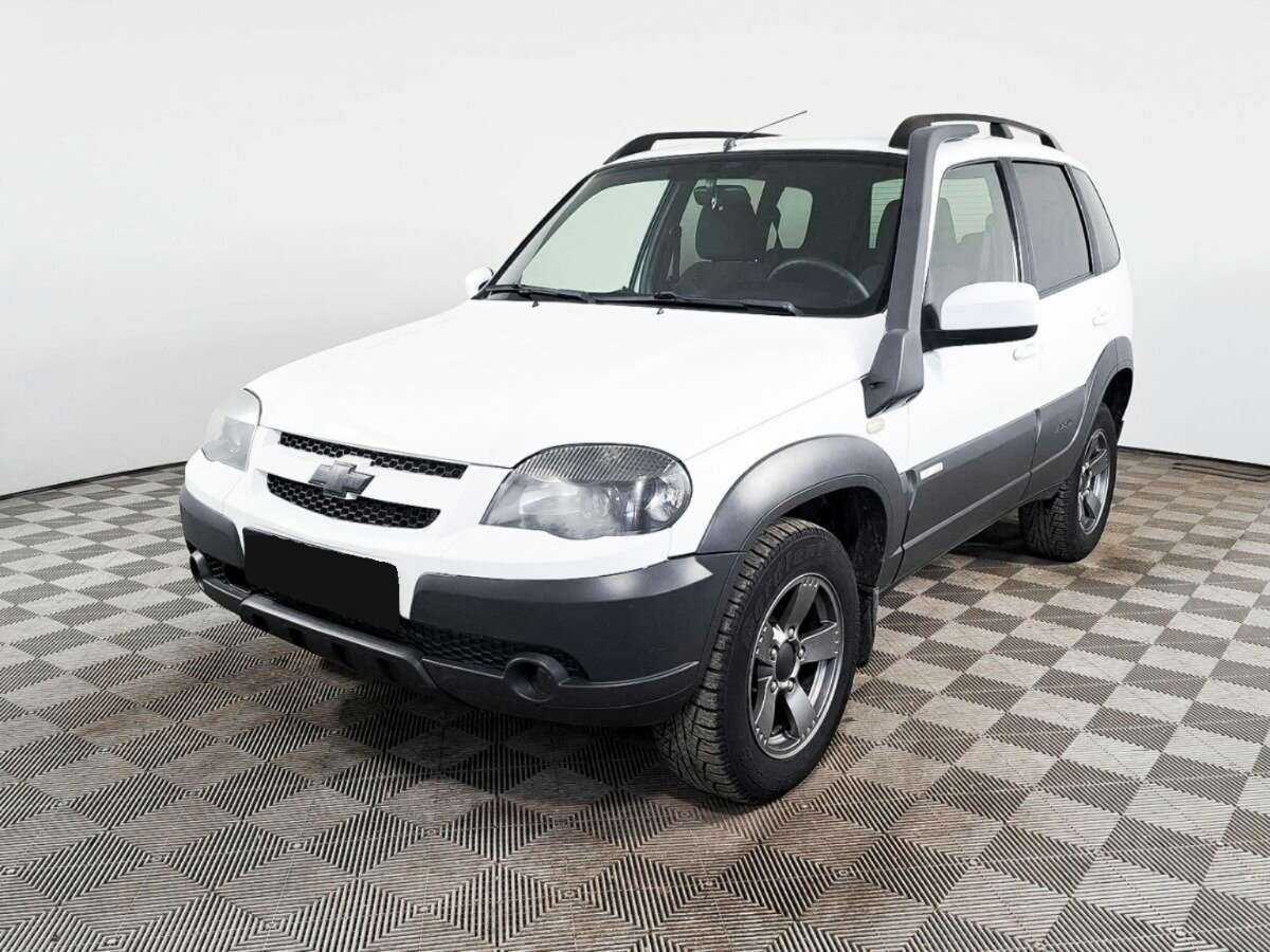 Chevrolet Niva с пробегом — 2017 год. Посмотреть фото