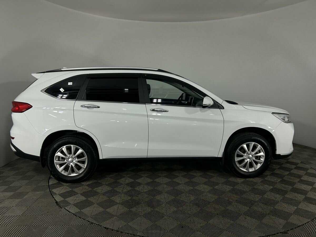 Haval M6 с пробегом — 2023 год. Фото: #3