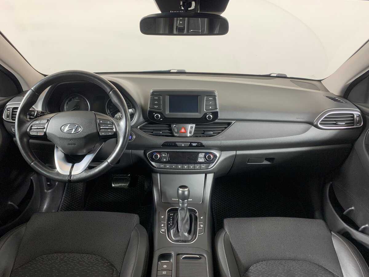 Hyundai i30 с пробегом — 2017 год. Фото: #12