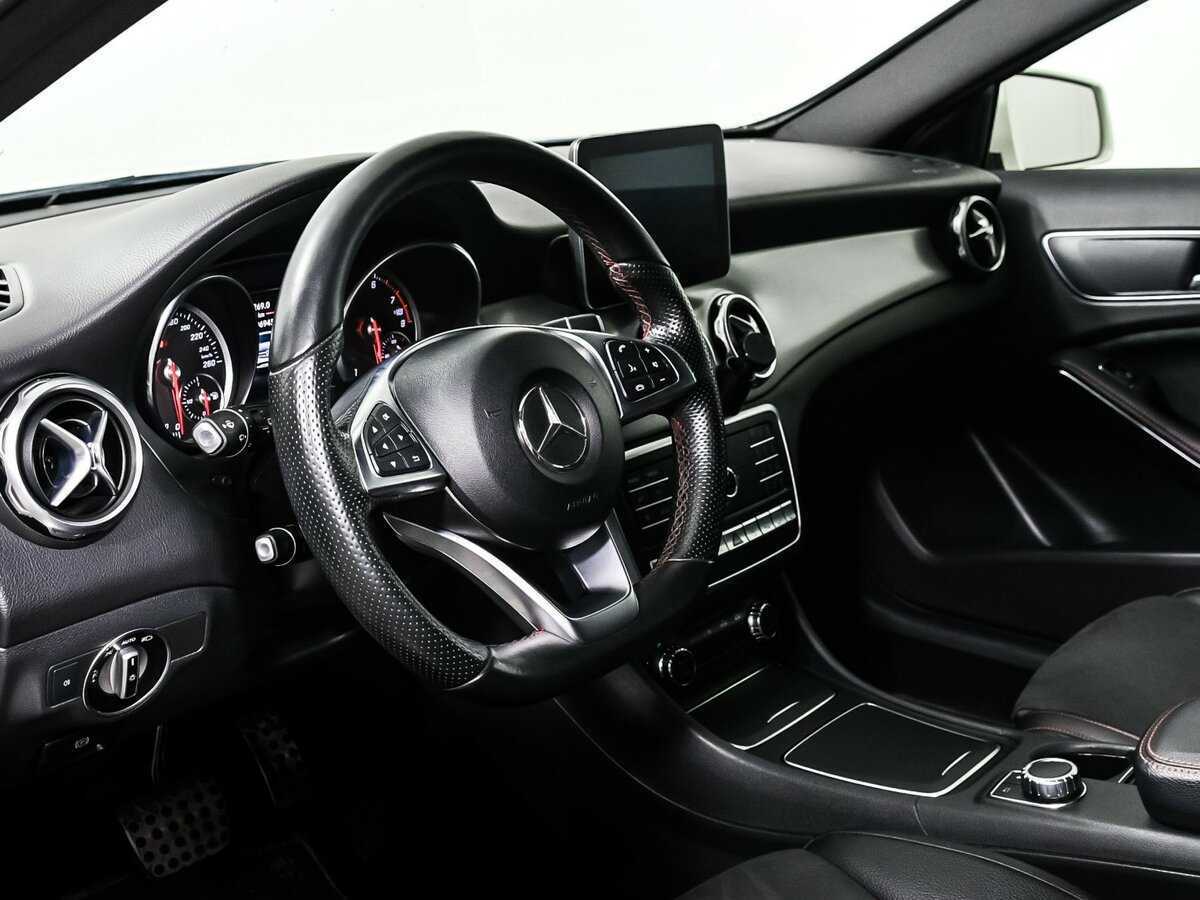 Mercedes-Benz GLA с пробегом — 2017 год. Фото: #9