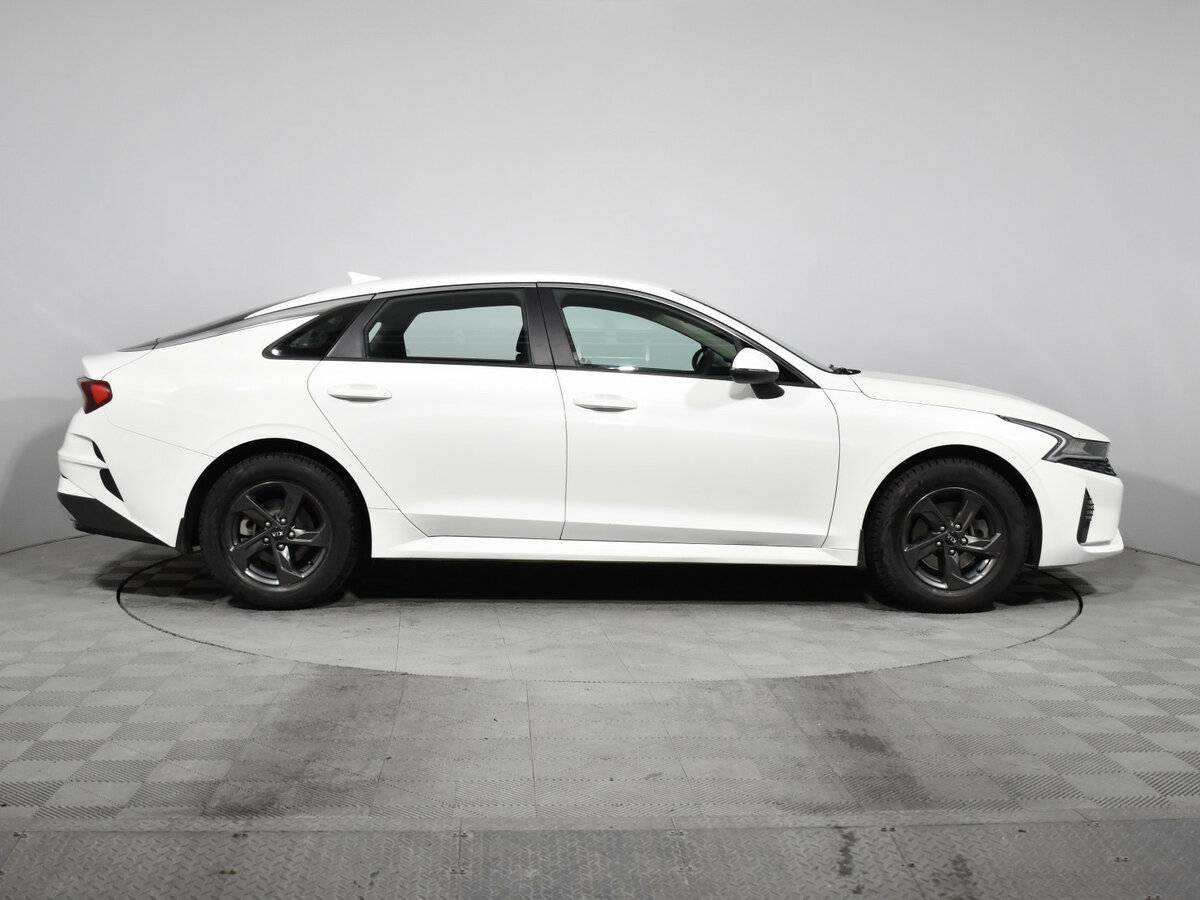 Kia K5 с пробегом — 2021 год. Фото: #3